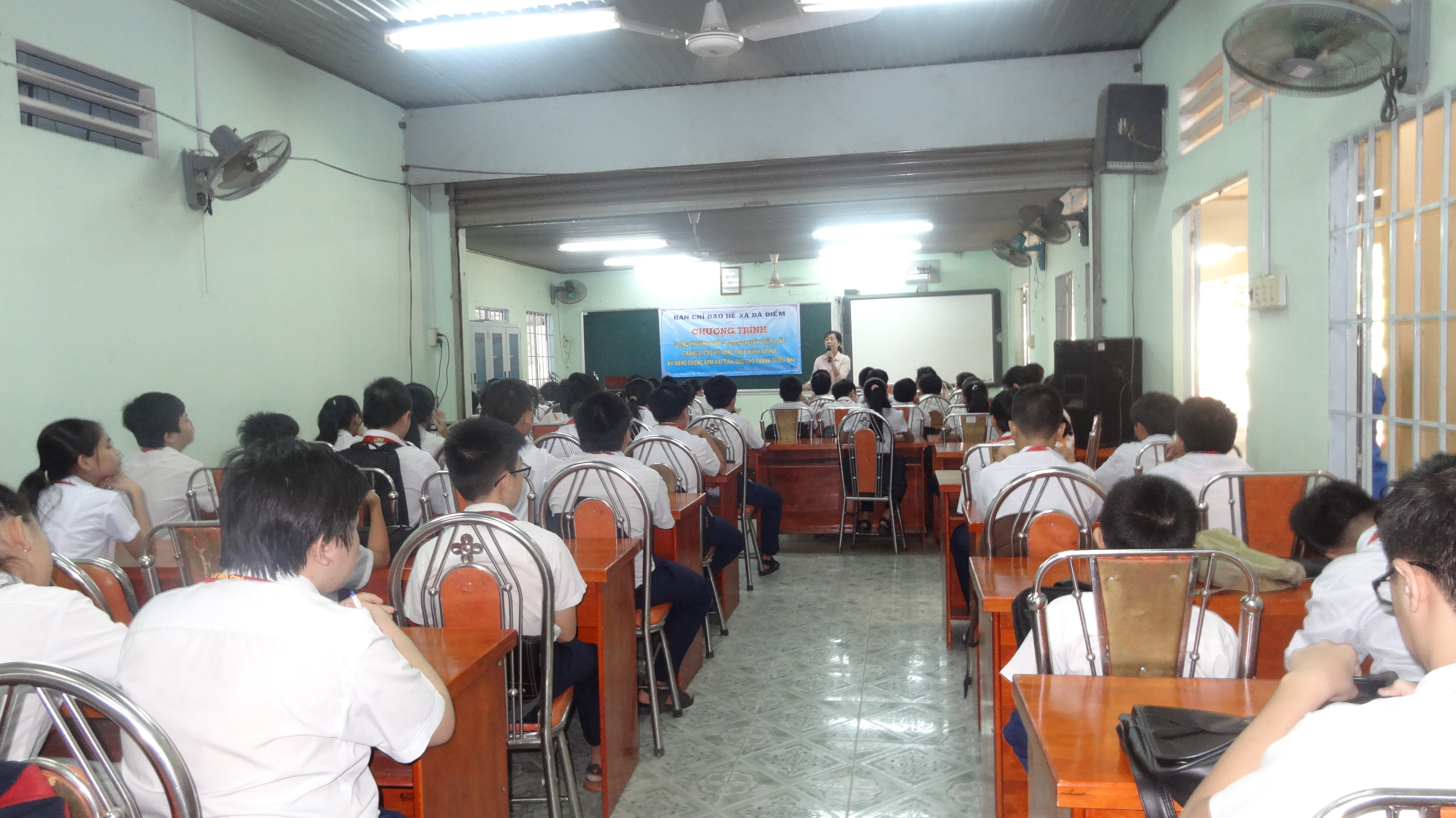 hoc mon phan cong hon