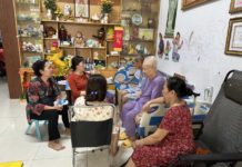 ỦY BAN NHÂN DÂN PHƯỜNG 9 QUẬN 5 TỔ CHỨC LỄ CHÚC THỌ, MỪNG THỌ NĂM 2023 VÀ TRUYỀN THÔNG CHĂM SÓC SỨC KHOẺ NGƯỜI CAO TUỔI SINH HOẠT CLB NGƯỜI CAO TUỔI QUÝ 2/2023