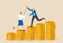 Tôi dành tiền dưỡng già để con cái không thành nạn nhân của ‘bánh mì kẹp’