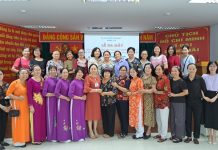 QUẬN 7 TỔ CHỨC RA MẮT CÂU LẠC BỘ NGƯỜI CAO TUỔI GIÚP NGƯỜI CAO TUỔI VÀ TỔ TÌNH NGUYỆN VIÊN CHĂM SÓC NGƯỜI CAO TUỔI TẠI PHƯỜNG TÂN HƯNG