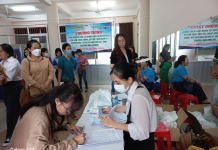 Quận Tân Phú Tổ chức truyền thông chăm sóc sức khỏe sinh sản và khám phụ khoa cho nữ công nhân lao động