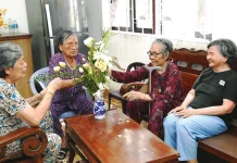 CHUNG TAY CHĂM LO NGƯỜI CAO TUỔI – BÀI 1: NƯỚC MẮT CHẢY XUÔI!