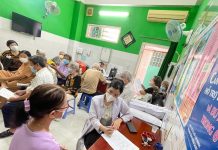 QUẬN 1 GIÁM SÁT CÔNG TÁC TỔ CHỨC KHÁM SỨC KHỎE NGƯỜI CAO TUỔI TRÊN ĐỊA BÀN 10 PHƯỜNG