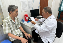 QUẬN 11 GIÁM SÁT KHÁM SỨC KHOẺ NGƯỜI CAO TUỔI TRONG CHIẾN DỊCH TRUYỀN THÔNG LỒNG GHÉP VỚI CUNG CẤP DỊCH VỤ NÂNG CAO CHẤT LƯỢNG DÂN SỐ TẠI VÙNG MỨC SINH THẤP NĂM 2024