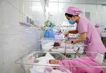 BỘ CHÍNH TRỊ: KHÔNG KỶ LUẬT ĐẢNG VIÊN SINH CON THỨ 3