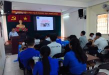 QUẬN 10 TRAO KỶ NIỆM CHƯƠNG “VÌ SỨC KHỎE NHÂN DÂN” VÀ TRUYỀN THÔNG, TƯ VẤN KHÁM SỨC KHỎE TIỀN HÔN NHÂN CHO VỊ THÀNH NIÊN, THANH NIÊN