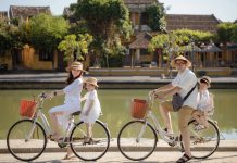 CHI CỤC DÂN SỐ LÀM RÕ MỘT SỐ THÔNG TIN LIÊN QUAN ĐẾN VIỆC TRIỂN KHAI THỰC HIỆN NGHỊ QUYẾT SỐ 40/2024/NQ-HĐND QUY ĐỊNH VỀ CHÍNH SÁCH KHEN THƯỞNG, HỖ TRỢ TẬP THỂ, CÁ NHÂN THỰC HIỆN TỐT CÔNG TÁC DÂN SỐ TRÊN ĐỊA BÀN THÀNH PHỐ HỒ CHÍ MINH