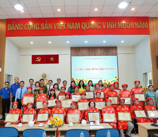 PHƯỜNG ĐỨC NHUẬN HƯỞNG ỨNG CHƯƠNG TRÌNH CHĂM SÓC SỨC KHỎE NGƯỜI CAO TUỔI NĂM 2025