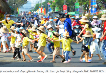 TRÁCH NHIỆM GIỐNG NÒI – BÀI HỌC PHẢI BẮT ĐẦU TỪ SỚM: DẠY TRẺ YÊU GIA ĐÌNH ĐỂ GIỮ TƯƠNG LAI DÂN TỘC