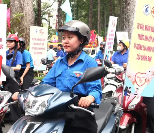 MỨC SINH XUỐNG THẤP “BÁO ĐỘNG ĐỎ”, THÀNH PHỐ HỒ CHÍ MINH TỔ CHỨC CHIẾN DỊCH HÀNH ĐỘNG KHẨN