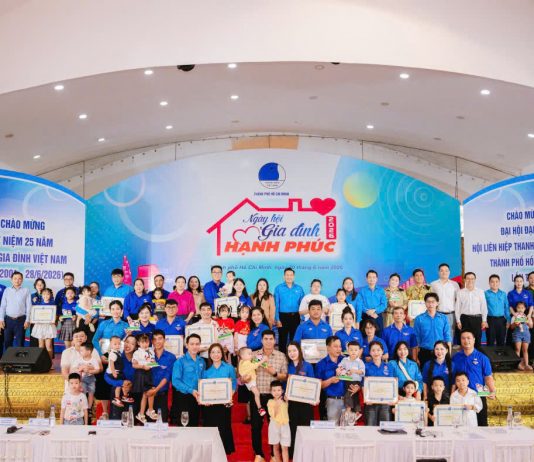 THÀNH PHỐ HỒ CHÍ MINH PHÁT ĐỘNG HỘI THI “SÁNG KIẾN CỦA THANH NIÊN THÀNH PHỐ TRONG GIẢI QUYẾT VẤN ĐỀ MỨC SINH THẤP” NĂM 2026