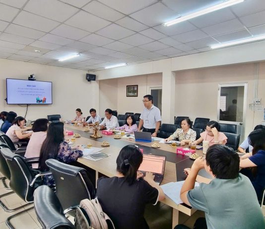 Tiếp đoàn làm việc của Viện Chiến lược và Chính sách y tế – Bộ Y tế về Triển khai hoạt động “Đánh giá thực trạng hoạt động chăm sóc sức khỏe người cao tuổi tại y tế cơ sở”.