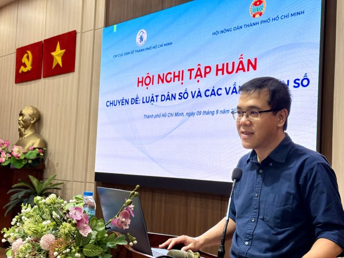 hình 1.