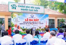 CHI CỤC DÂN SỐ ĐỒNG HÀNH CÙNG CÁC ĐỊA PHƯƠNG TRIỂN KHAI ĐIỂM CHĂM SÓC NGƯỜI CAO TUỔI BAN NGÀY TẠI CỘNG ĐỒNG